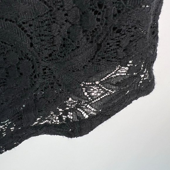 Chaps Womens Open Lace Weave Black Sleeveless Blouse Size 1X - Picture 3 of 9